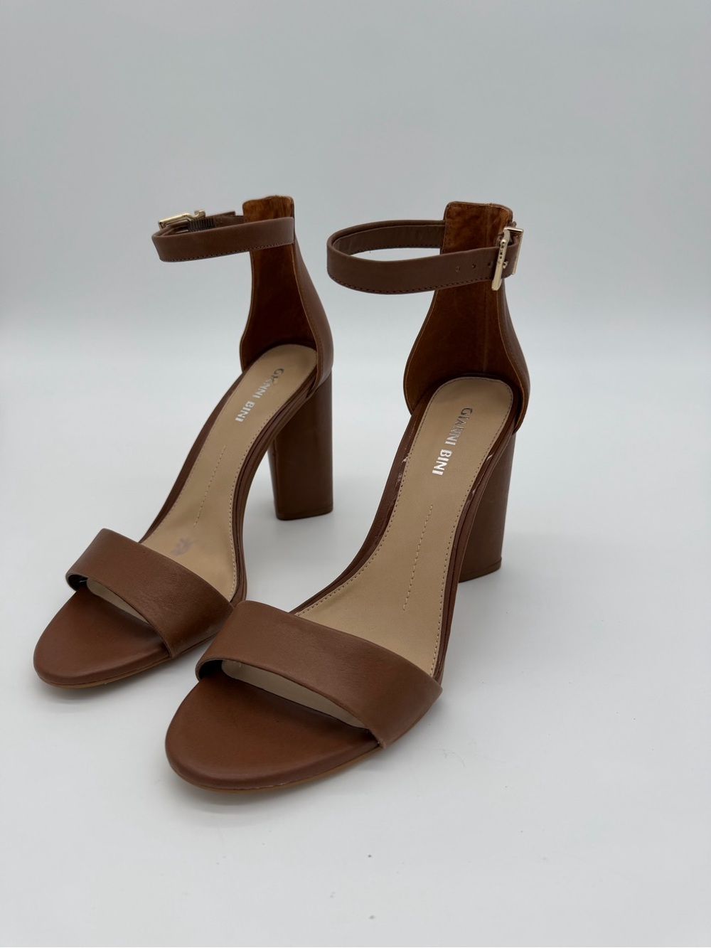 Gianni Bini Brown Ankle-Strap Block Heel Sandals size 9